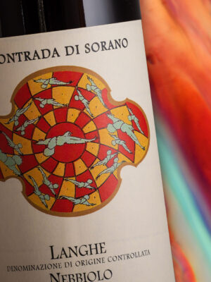 Dicitura di denominazione di origine controllata sull'etichetta di vino Sorano