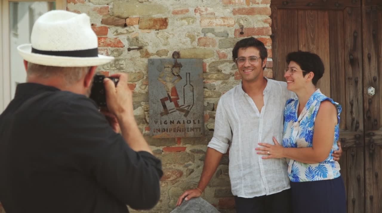 Paolo e Cristina Baudano posano per lo shooting fotografico 